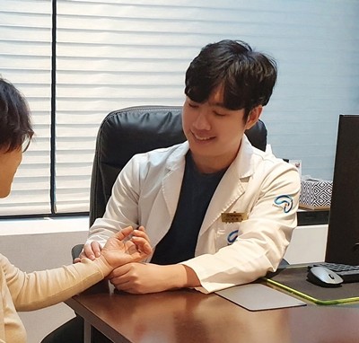 공황장애, 대인기피증 등 신경정신과 증상, 원인 따른 적극 치료 필요 - 뉴스 썸네일 이미지