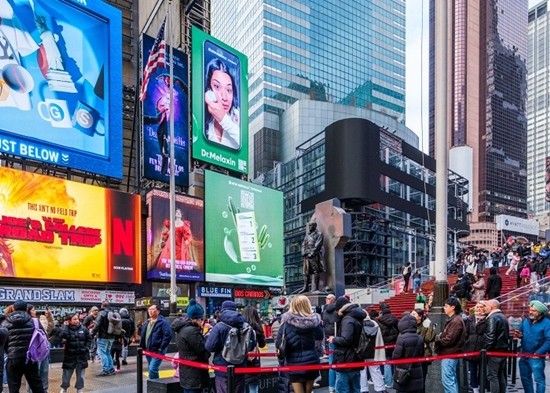 닥터멜락신, 美 뉴욕 타임스퀘어 전광판 포함 틱톡샵 단독 'New Arrival' 캠... - 뉴스 썸네일 이미지